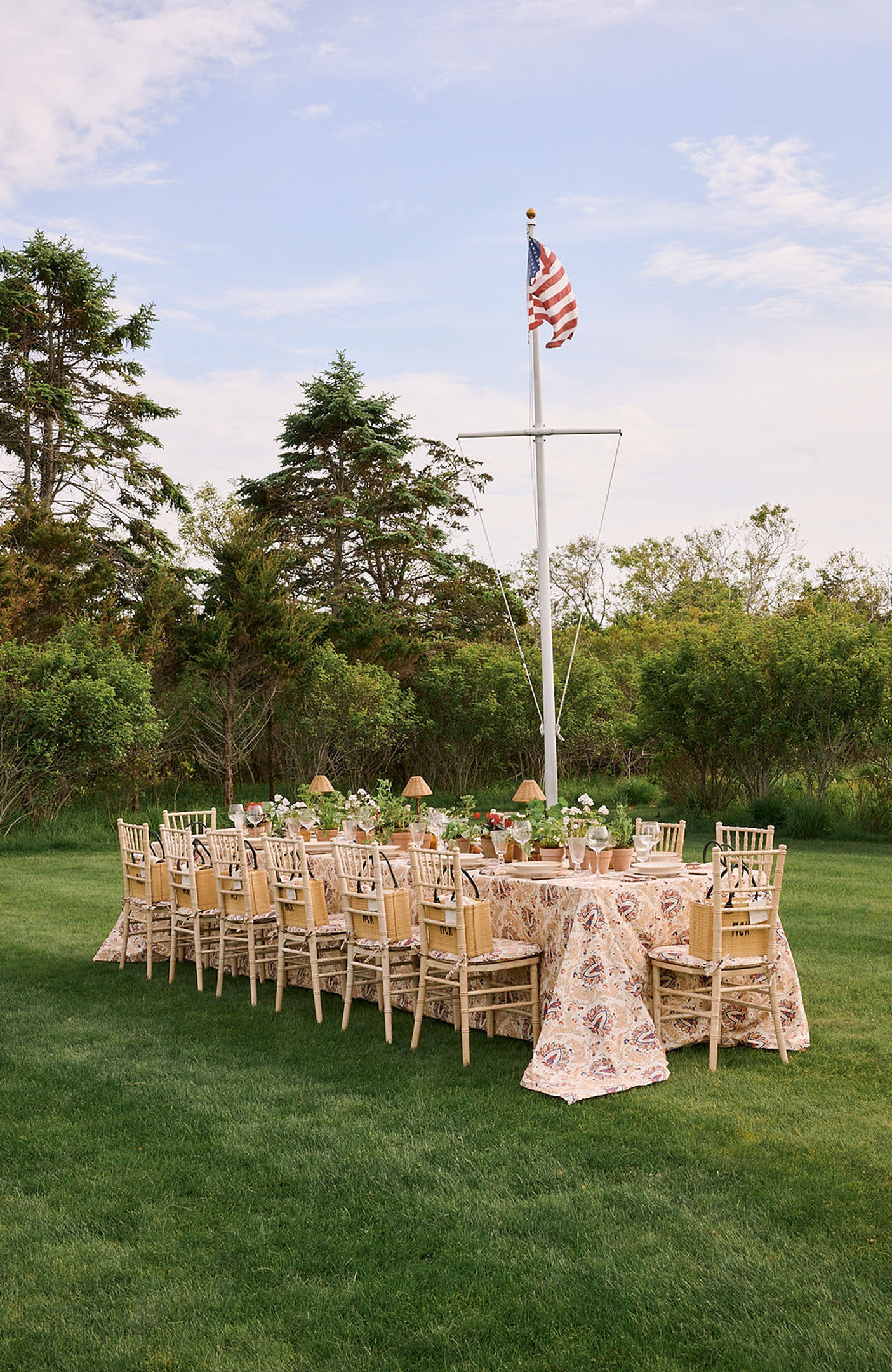 ZdG x Julia Amory Event Table