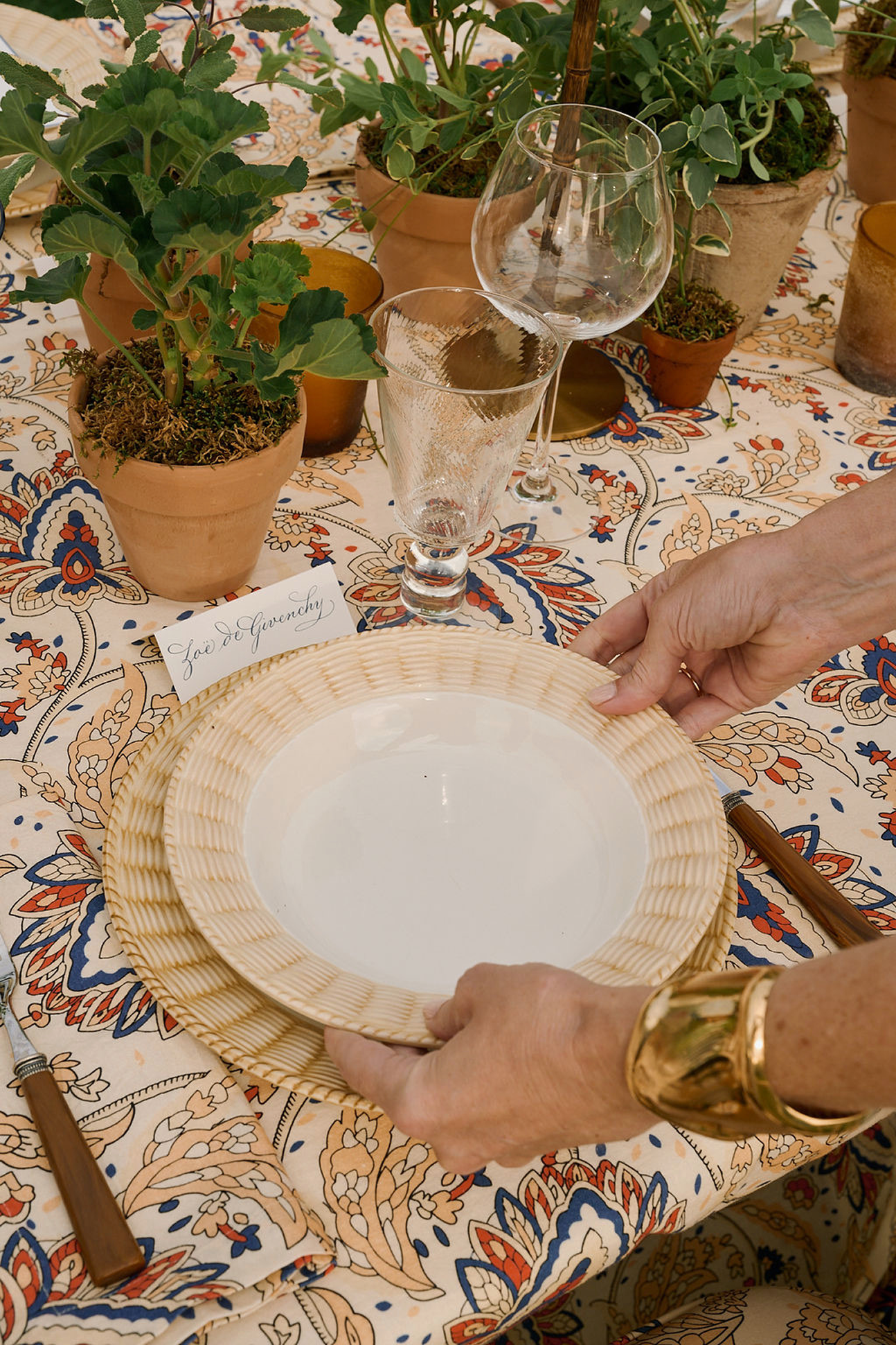 ZdG x Julia Amory Event Table