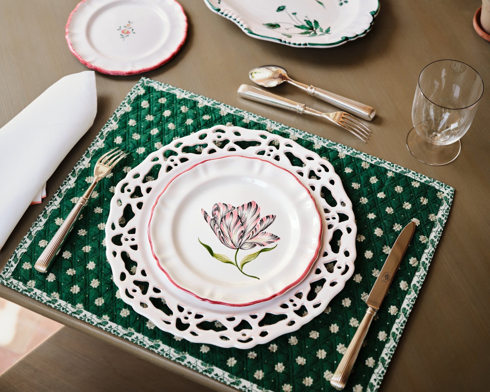 At Zoë's Table – Z.d.G. by Zoë de Givenchy