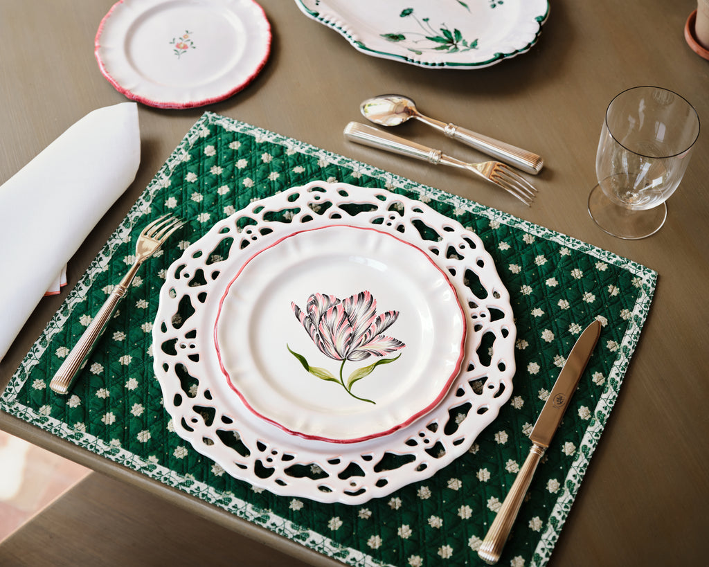 Le Perroquet Salad Plate, Midnight - shot by Ludovic Balay
