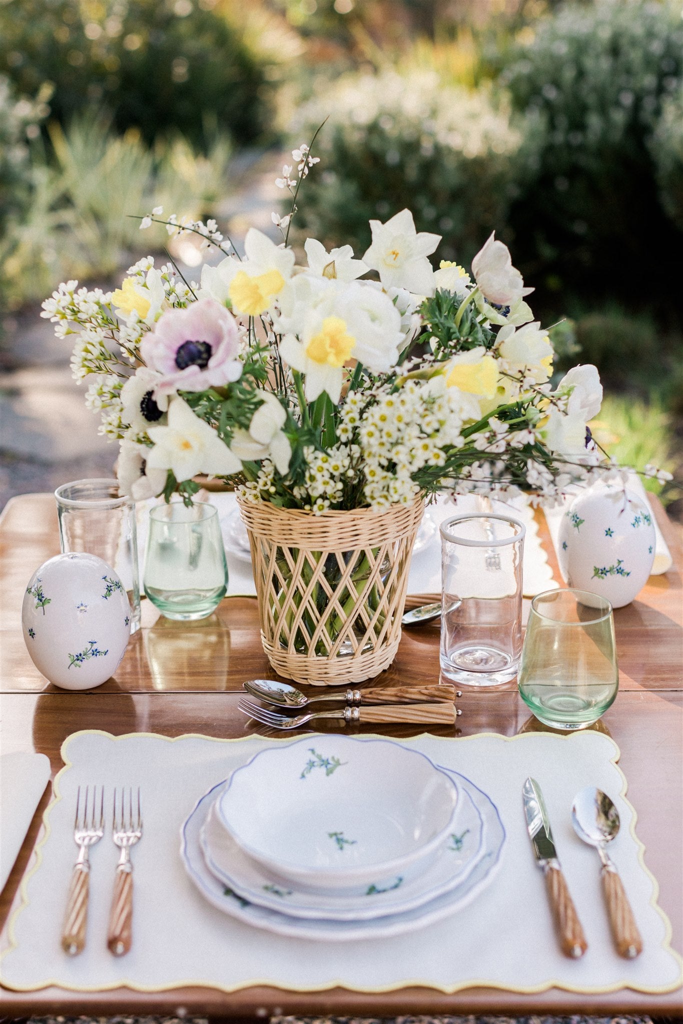 table setting with Faience Bleuet Easter Egg